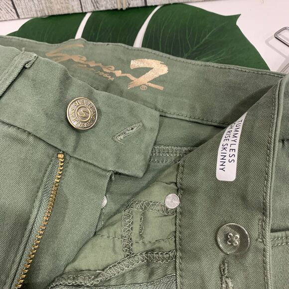 Seven7 NWT Tummyless High Rise Slimming Control Panel Skinny Jeans Size 6 Women - Picture 10 of 10